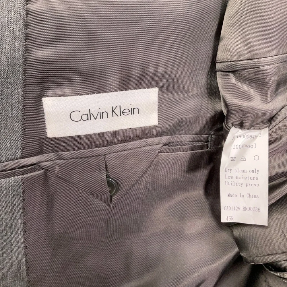 Calvin Klein Suit Men 46R Gray Wool 2-Button Timeless Executive Minimalist
